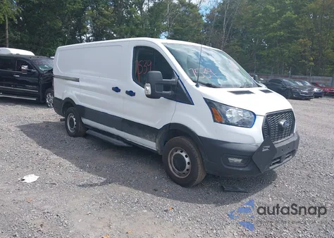 2021 Ford Transit-250 z USA, uszkodzony, nr VIN 1FTBR1Y80MKA44735